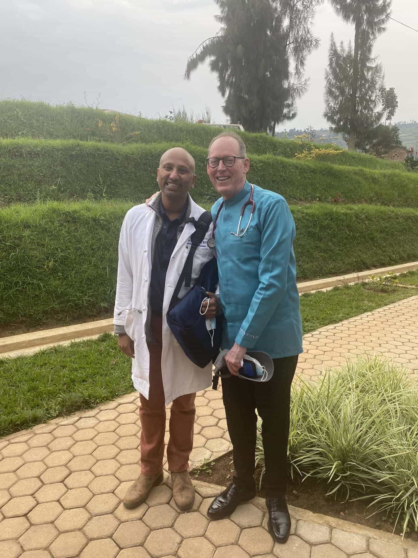 Dr. Sriram Shamasunder en Dr. Paul Farmer