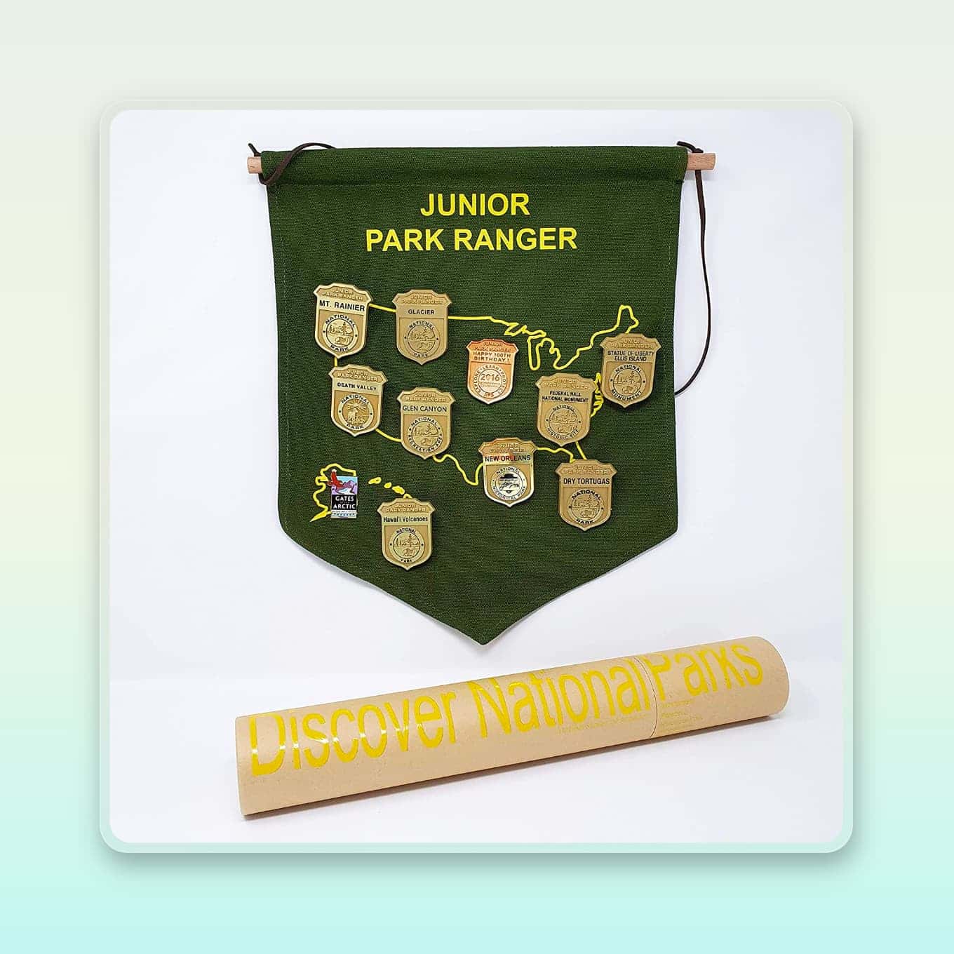 Green Junior Park Ranger banner met spelden op io