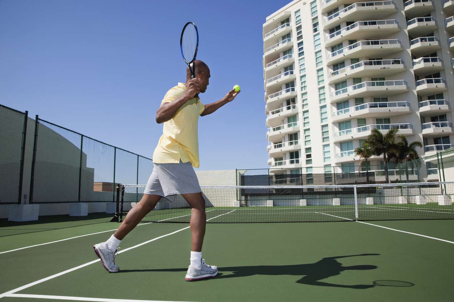 De beste herentennisschoenen voor behendigheid op de baan