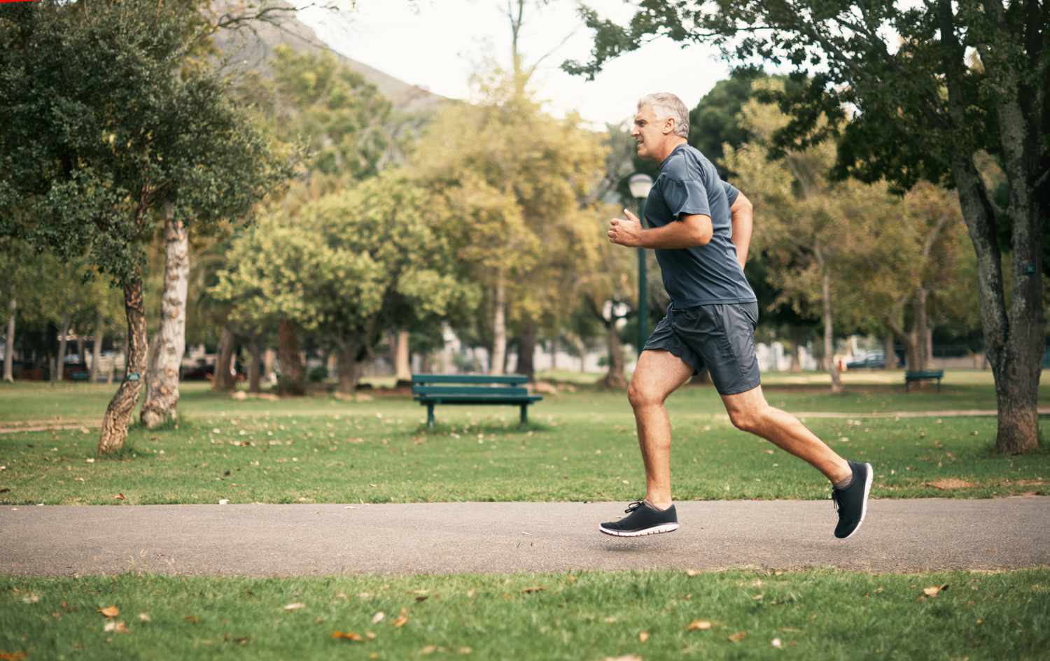 De 11 beste hardloopschoenen voor slechte knieën van 2023