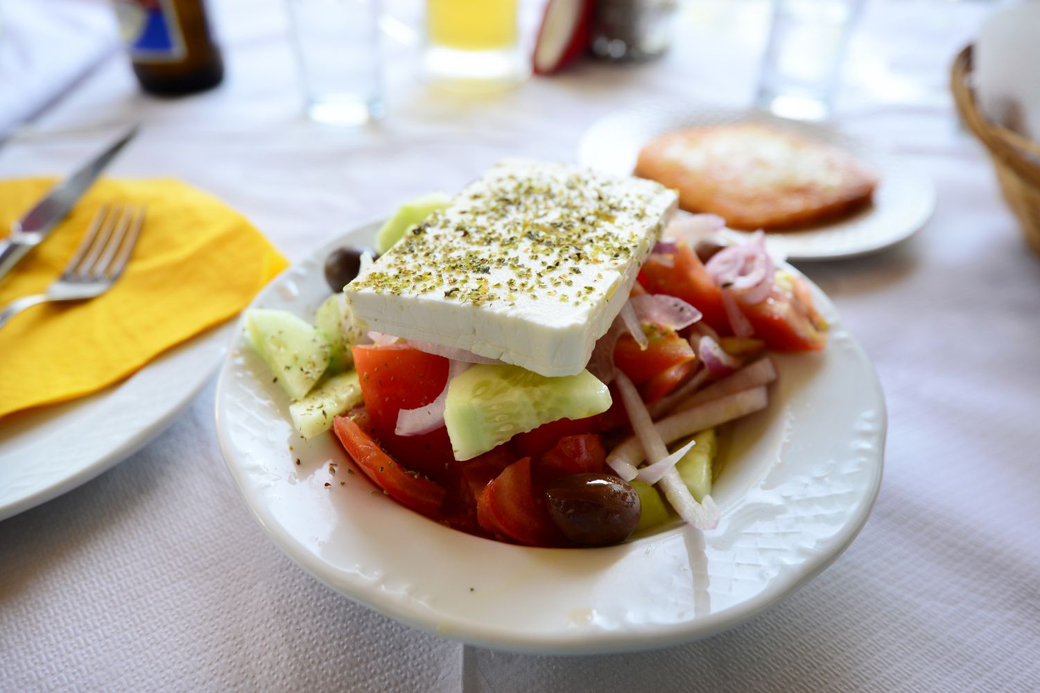 Griekse salade in Grieks restaurant