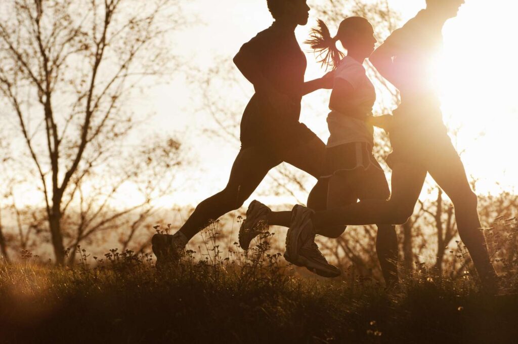 Hoe hardlopen meer calorieën kan verbranden dan wandelen