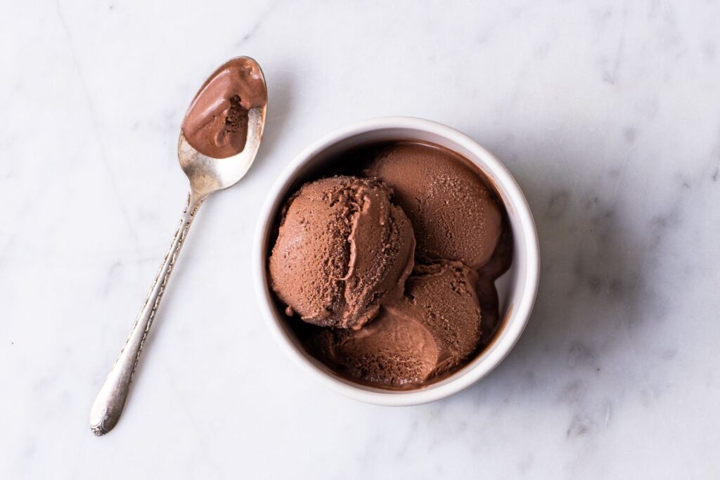 Chocolade-ijs Voedingsfeiten en gezondheidsvoordelen
