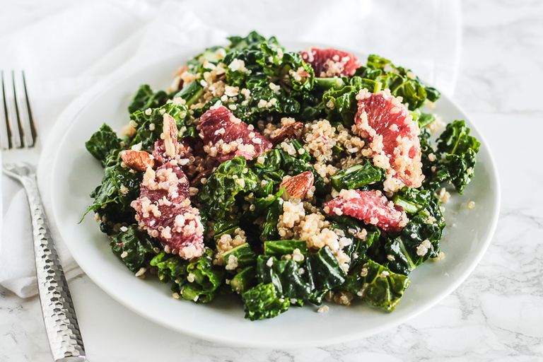 Bloedsinaasappel en Quinoa Boerenkool Salade