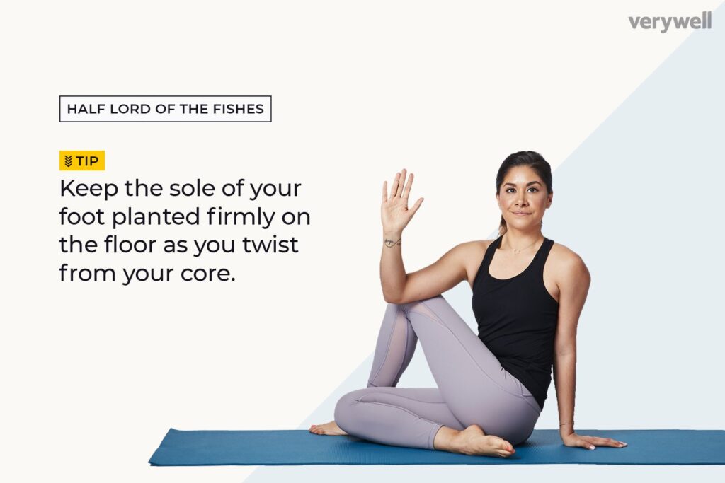 Hoe half Lord of the Fishes Pose (Ardha Matsyendrasana) in Yoga te doen